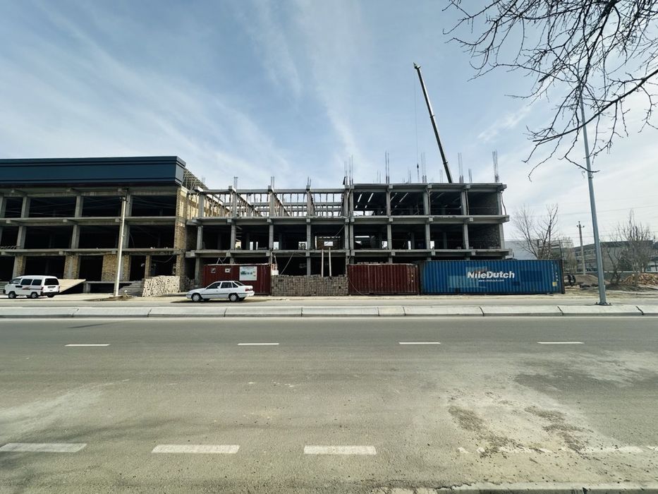 Qurulishi tugallanmagan bino sotiladi