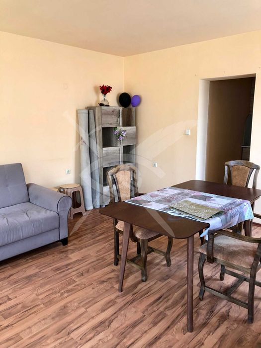 Дава се под наем Двустаен апартамент в Варна, Колхозен пазар - 60 кв.м за 400 € - Снимка #2