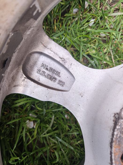 Jante aliaj 16 plus cauciucuri de iarnă hankook  205/60/16