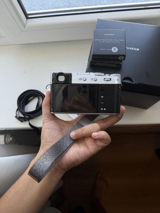 Продам свой Fujifilm x100vi в отличном состоянии