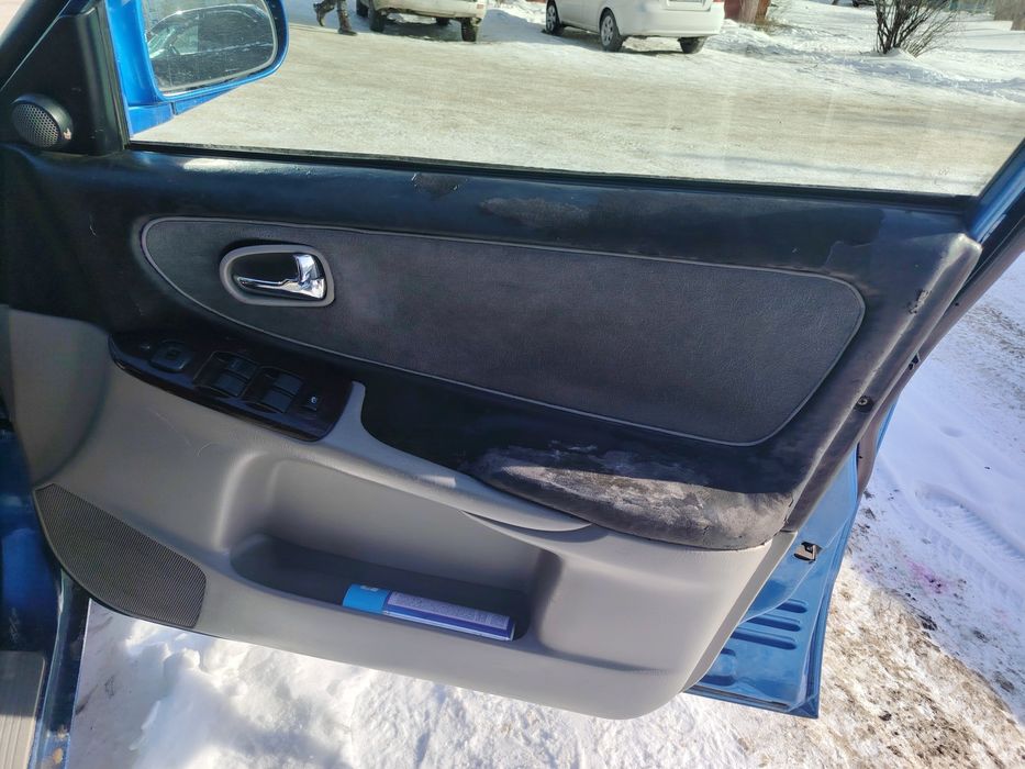 Продам или обменяю Мазду