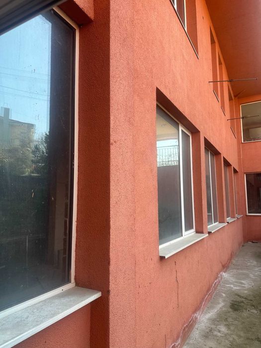 Продава просторно помещение, гр.Пещера