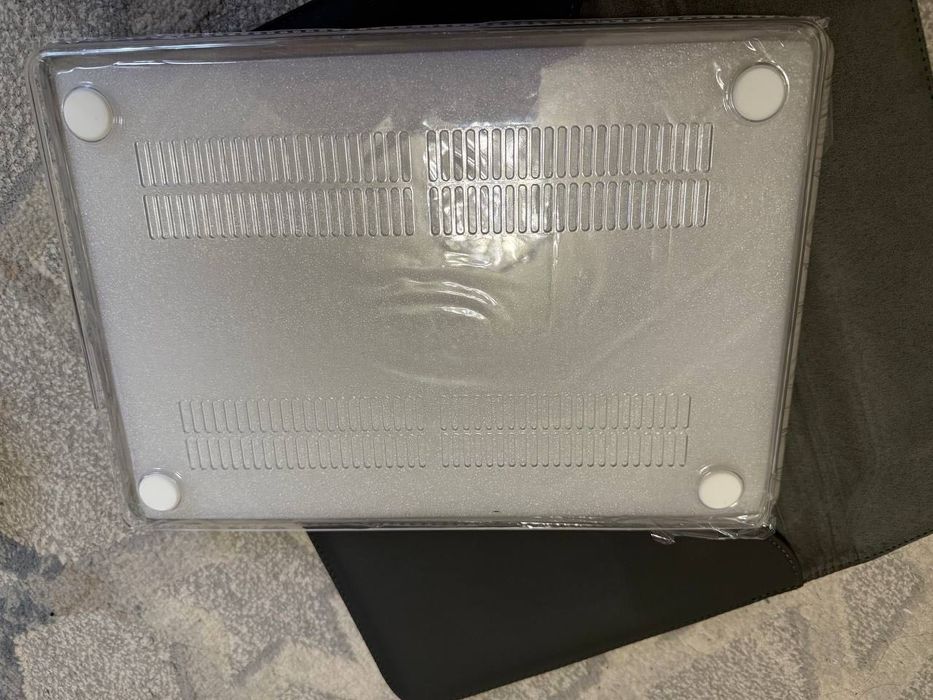 MacBook uchun chexol