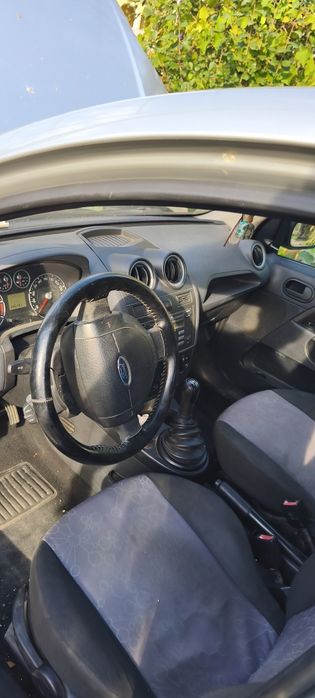 Acesori piese Ford fiesta 1.4 dizel 2007 stopuri faruri jante caroserie
