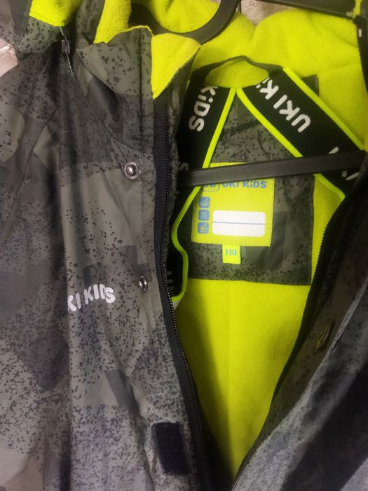 Продам комбинезон. На мальчика. зима.