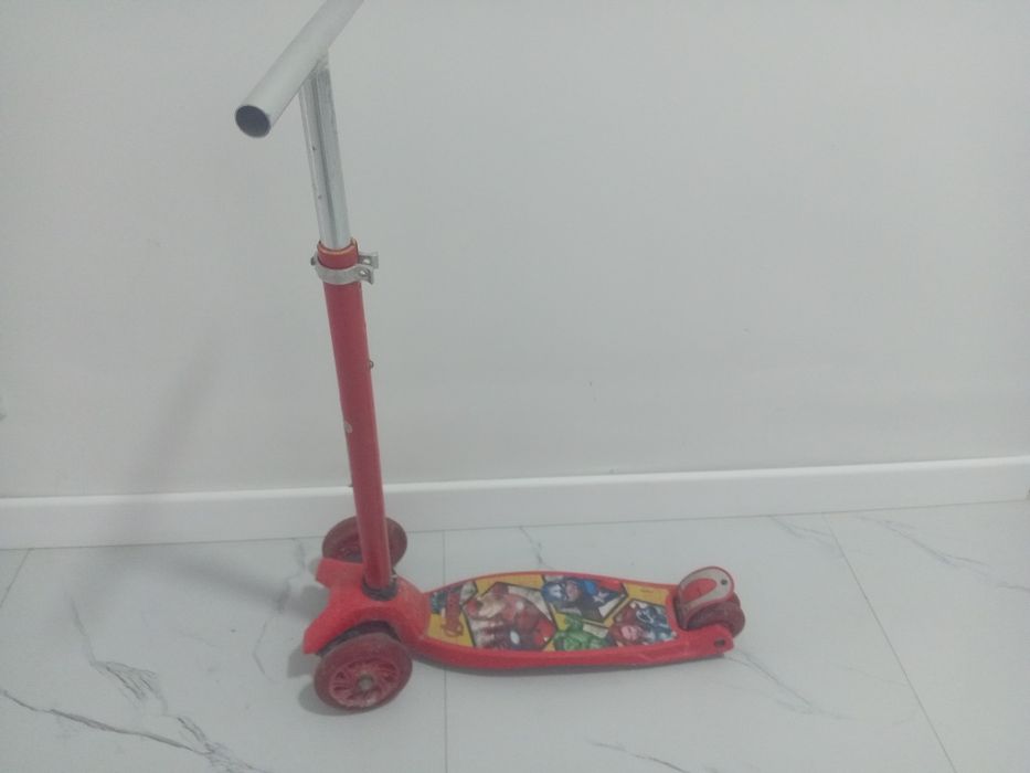 Продам детский Самокат