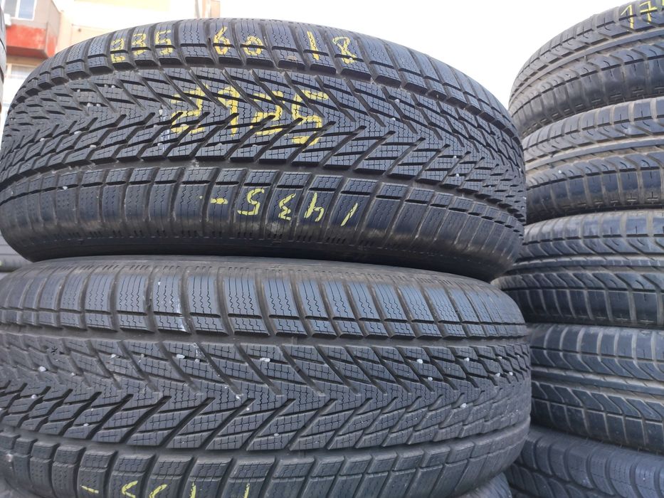 2бр Зимни гуми 235 60 18 - Goodyear - DOT 2025