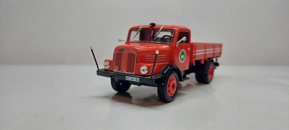 Machete camionane, tractoare, auto 1/87 1/64 1/24