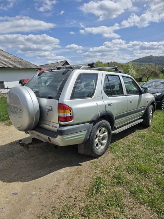 Opel frontera 2.2 dti fara acte funcțional pentru piese sau off road. Nu fac variante pret 1450 euro
0756 sase doi unu 516