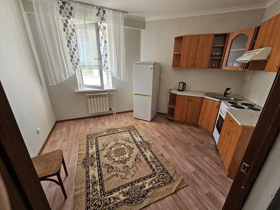 Сдам квартиру Сарыарка 8/4