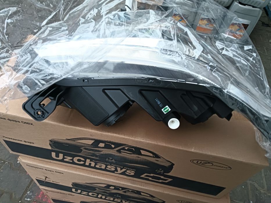 Фары Оних  Монза