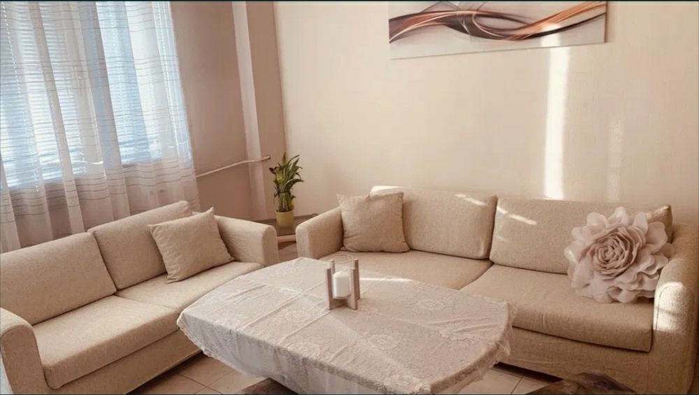 Дава се под наем Двустаен апартамент в София, Люлин 10 - 68 кв.м за 549.27 € - Снимка #1