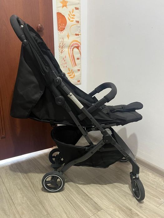 Продам коляску прогулочную