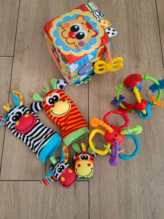 Бебешки играчки Playgro