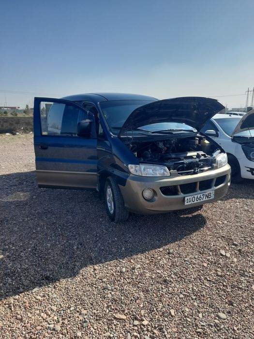 Hyundai Starex 11 mesta