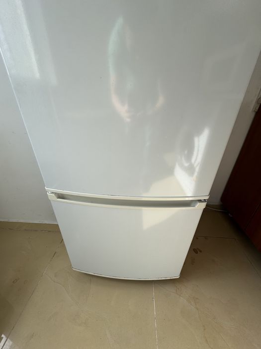 Холодильник Бирюса