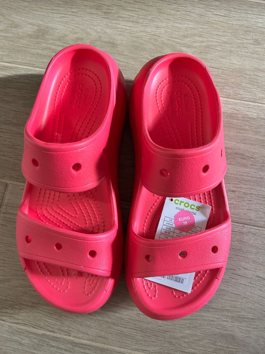 Продавам чехли чисто нови Crocs