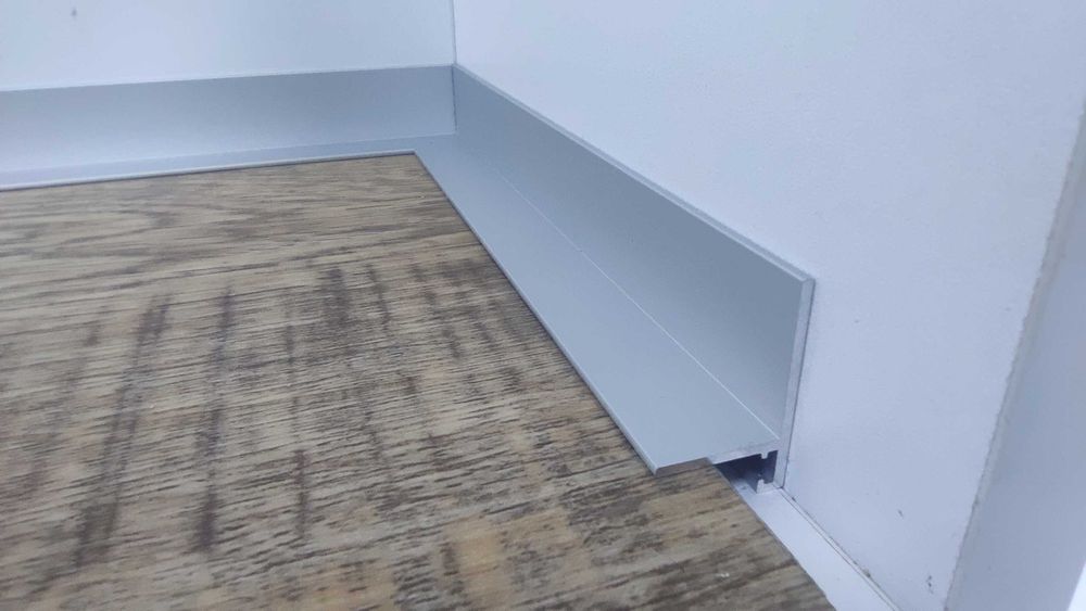 Микроплинтус L - образный Premium Class