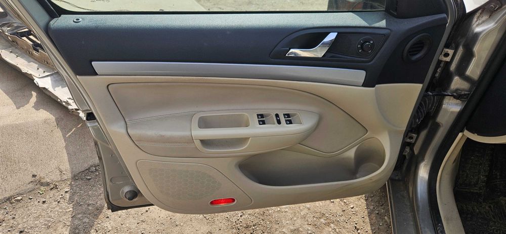 Dezmembrez Skoda Octavia 2 Facelift break 1.6 tdi - cay 105cp 77kw