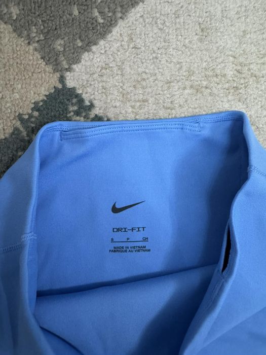 Дамски клин Nike Swoosh