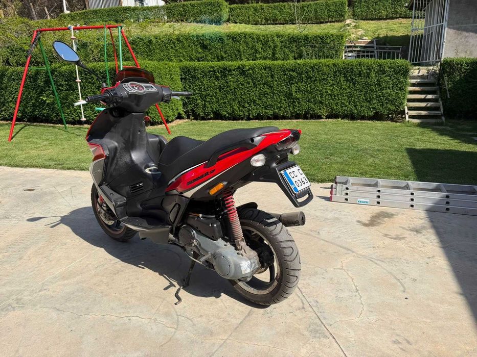 скутер мотпед gilera runner c46 sport 49 кубика / 2 тактов / водно охлаждане