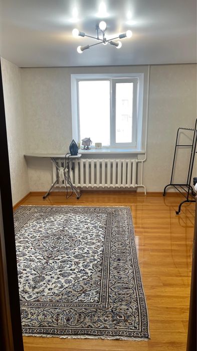 Продам трехкомнатную квартиру