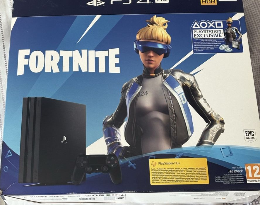 Playstation 4 pro неразличим от нов! CUH-7216b последна ревизия.