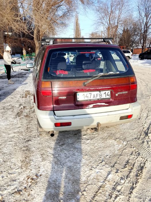 Продам mitsubishi space wagon