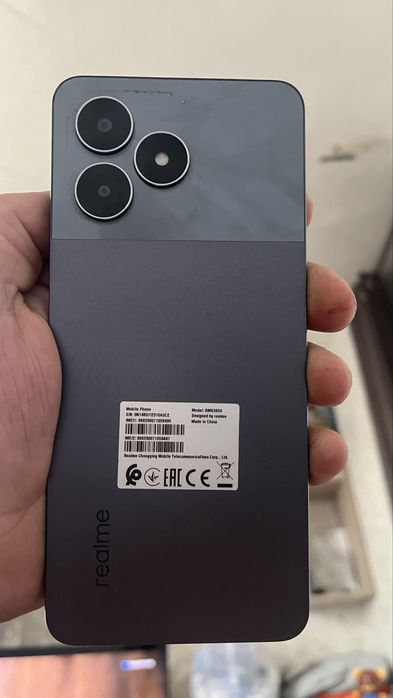 продам Realme note 12