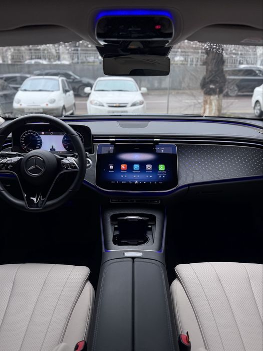 Mercedes-Benz W214 E260