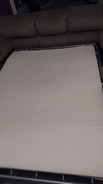 Уникално удобен диван с механизъм за спалня