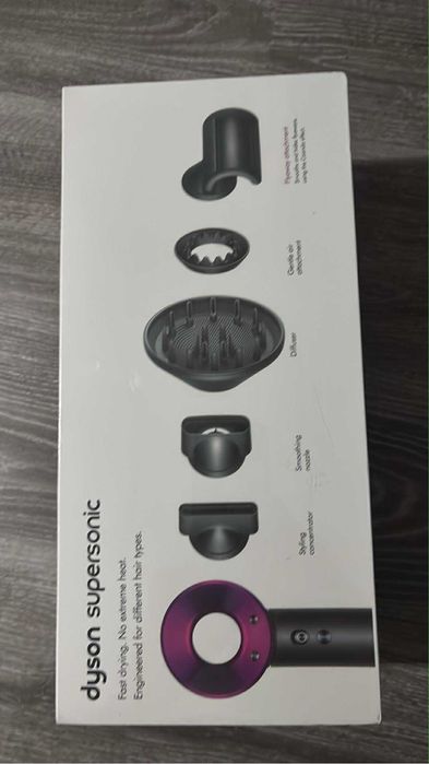 Uscator de par cu accesorii