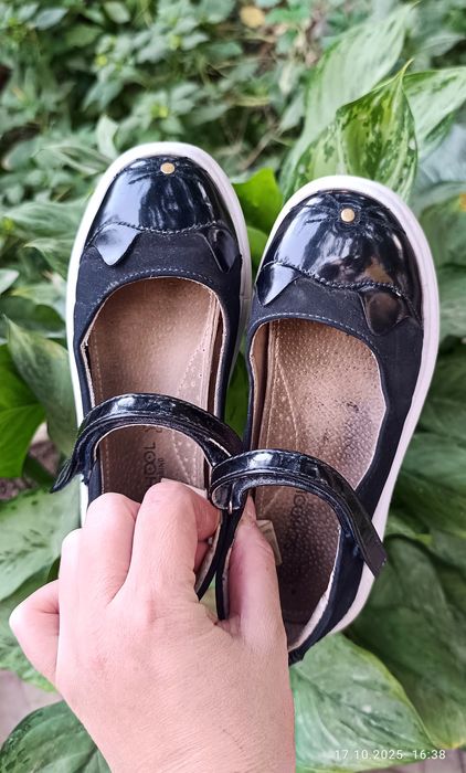 Туфельки туфли  кошечки для школы