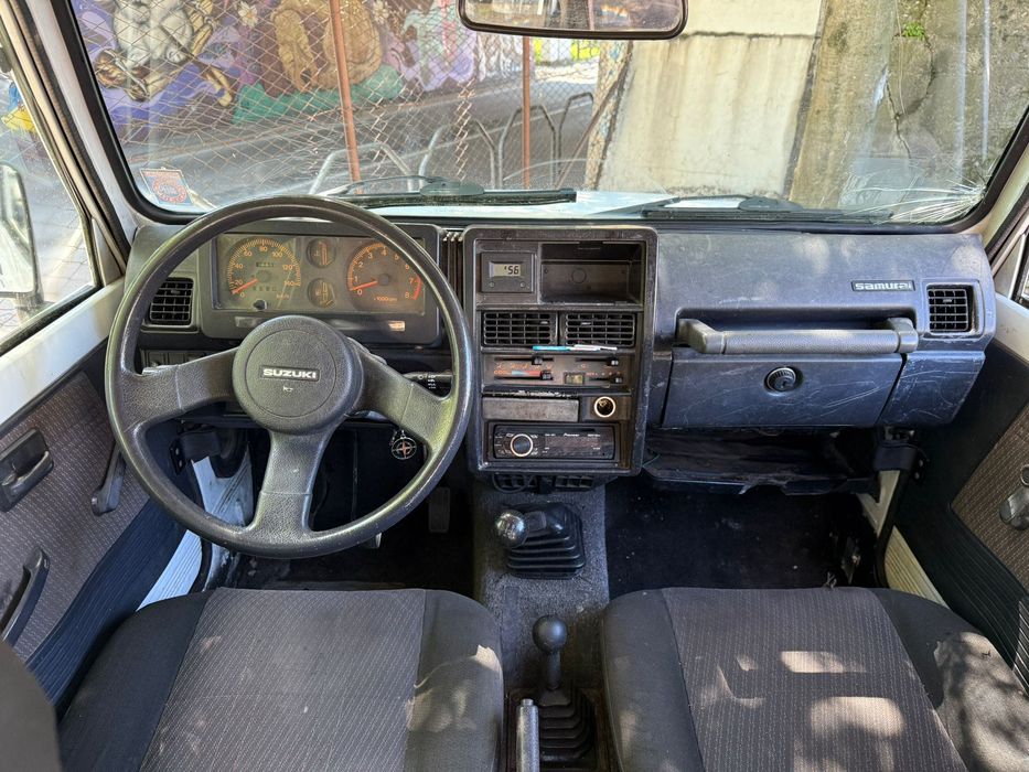 Suzuki samurai 4x4  tel:0.0.3.9.3.2.7.5.3.3.9.7.0.3