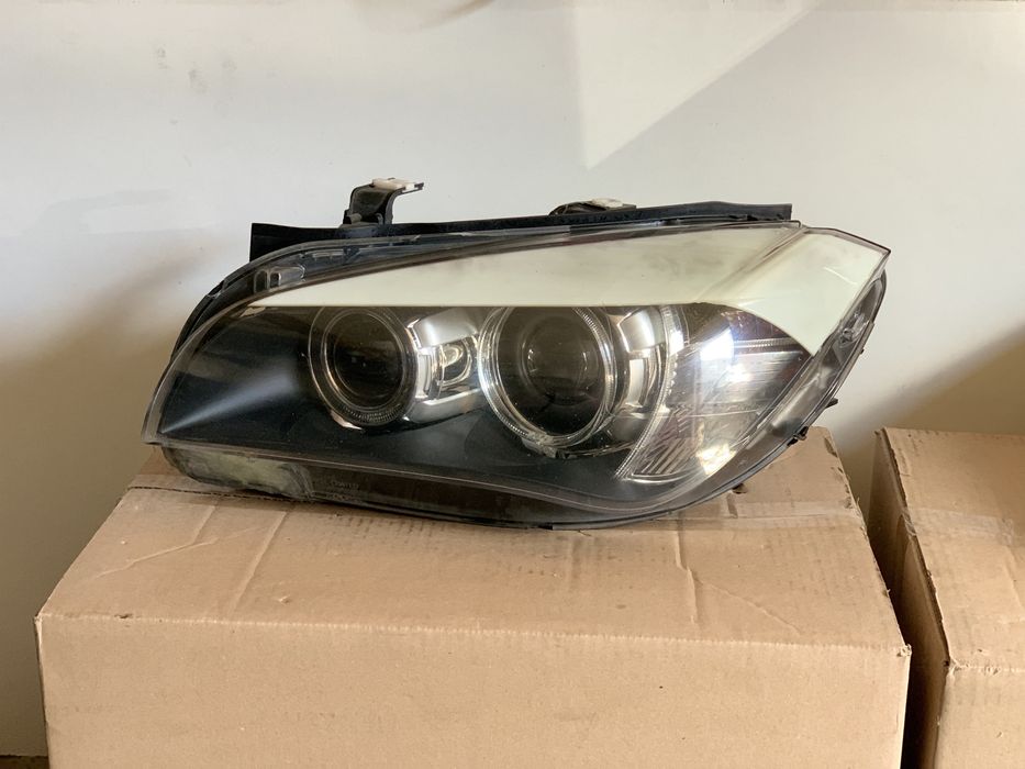 Faruri Bmw X1 e81  2010