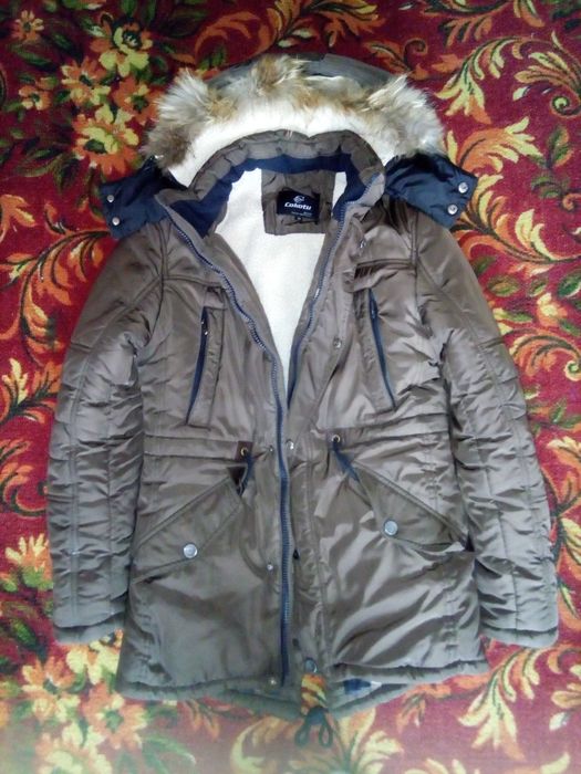 Продам зимнюю куртку мужскую