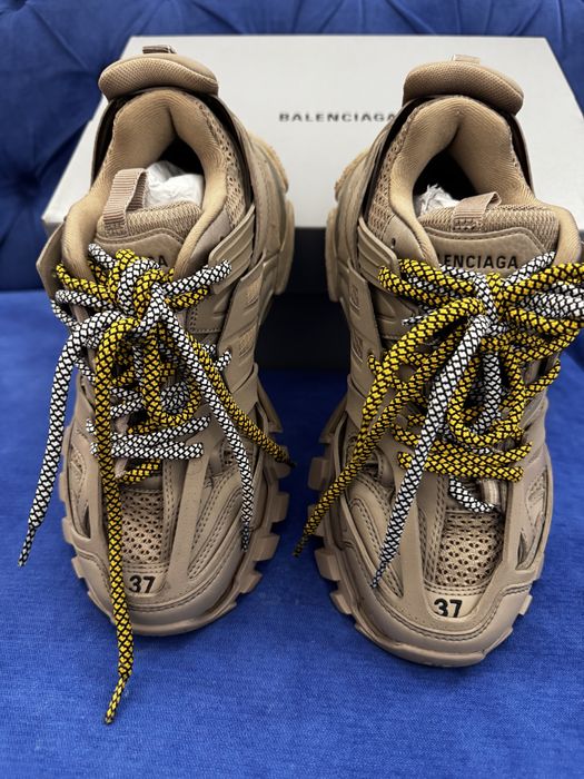 Balenciaga Track 2 numarul 37
