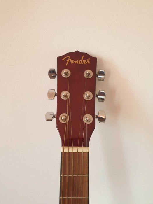 Акустична китара Fender