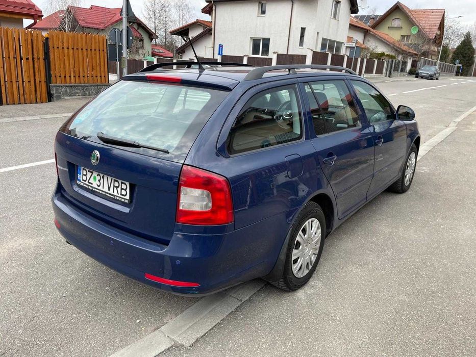 SKODA Octavia 2011 — imagine 3