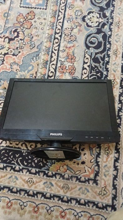 Монитор PHILIPS новый