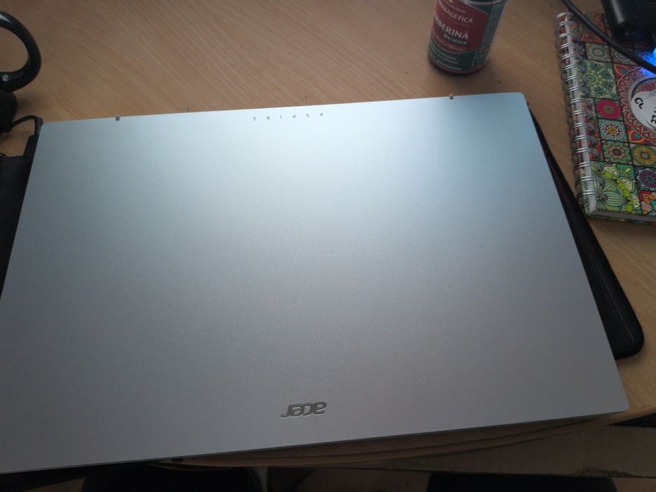 Acer Aspire 3 15 Ryzen 7520 16 GB RAM