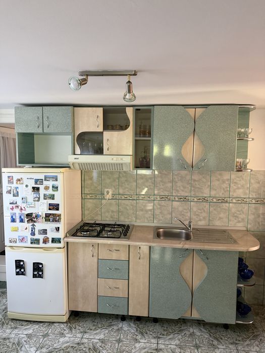 Vând mobila de salon/bucătarie