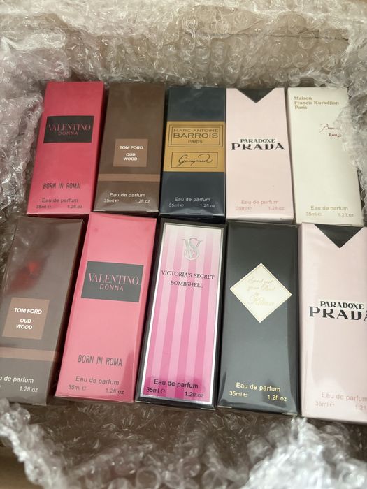 женские духи в наличии