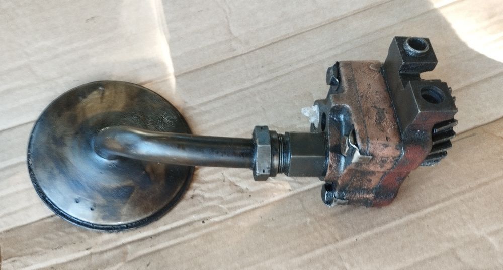 Маслен Помпа за Зетор Трактор  5211 - 6211 - 6245 - 7211 - 7245 - 7745