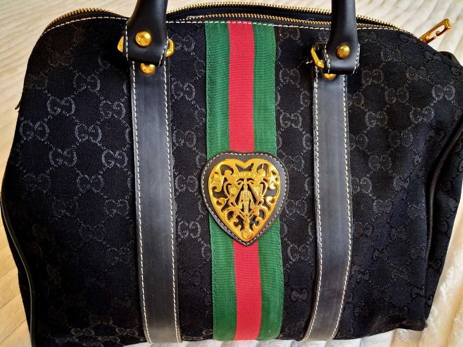 Спортно-елегантма чанта Gucci