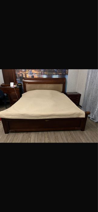продам спальный гарнитур