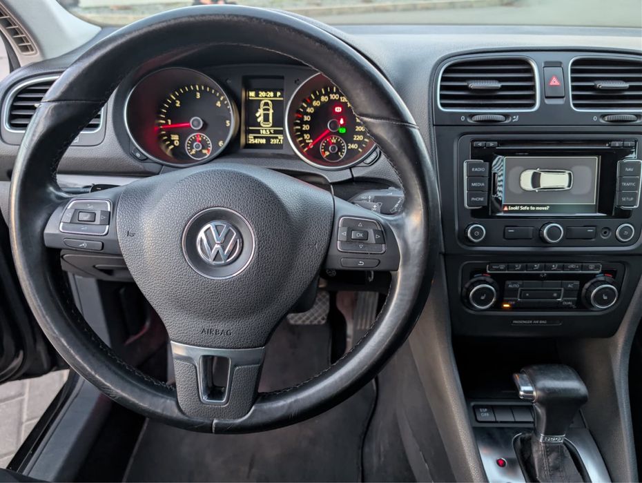 Golf 6 2.0 TDI 140 CP DSG cu padele
