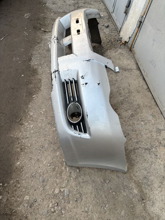 Продам бампер бл5 рест