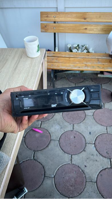Продам автомагнитолу jvc