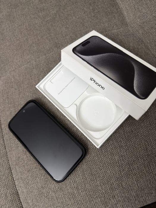 Продам iPhone 15 pro 128 GB